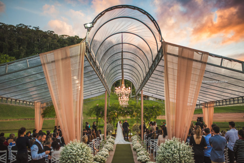 Casamento ao Ar Livre: Fabiana e Rodrigo