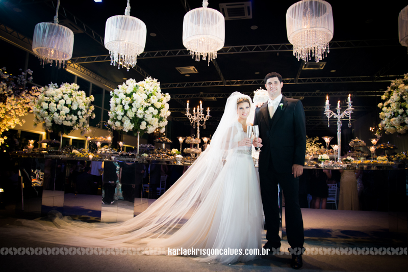 Casamento ao entardecer: Larissa e Leonardo