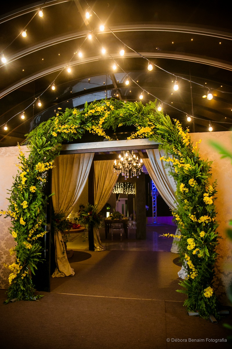 Decoração de Casamento: Amarelo e Bordô