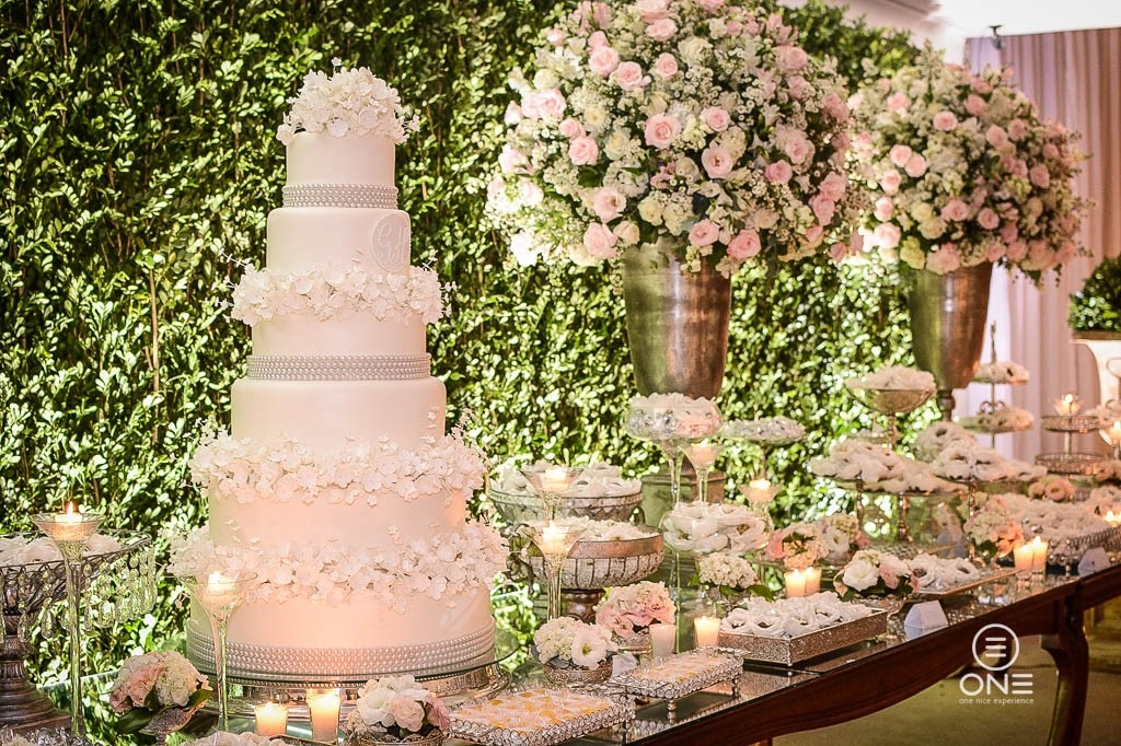 Decoração de Casamento Branca e Rosa