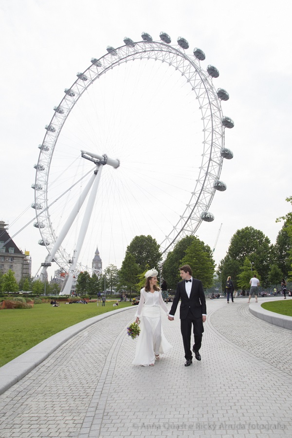 Anna Quast Ricky Arruda Destination Wedding Londres Inglaterra Casamento Black Tie Fascinator-02931497