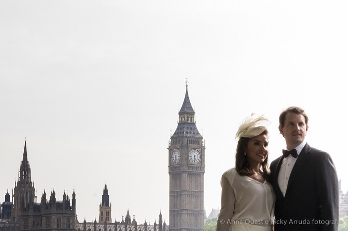 Anna Quast Ricky Arruda Destination Wedding Londres Inglaterra Casamento Black Tie Fascinator-02931512