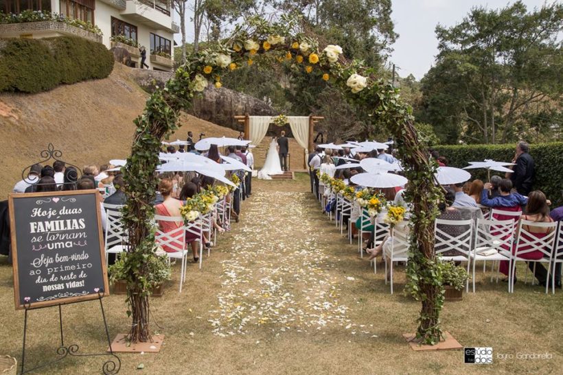 Casamento em Pedra Azul: Elisa e Floris