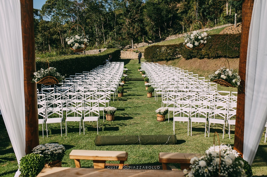 Casamento na Montanha - Joana e Roberto - realizado na Pousada Recanto da Pedra, em Domingos Martins, no Espírito Santo. 