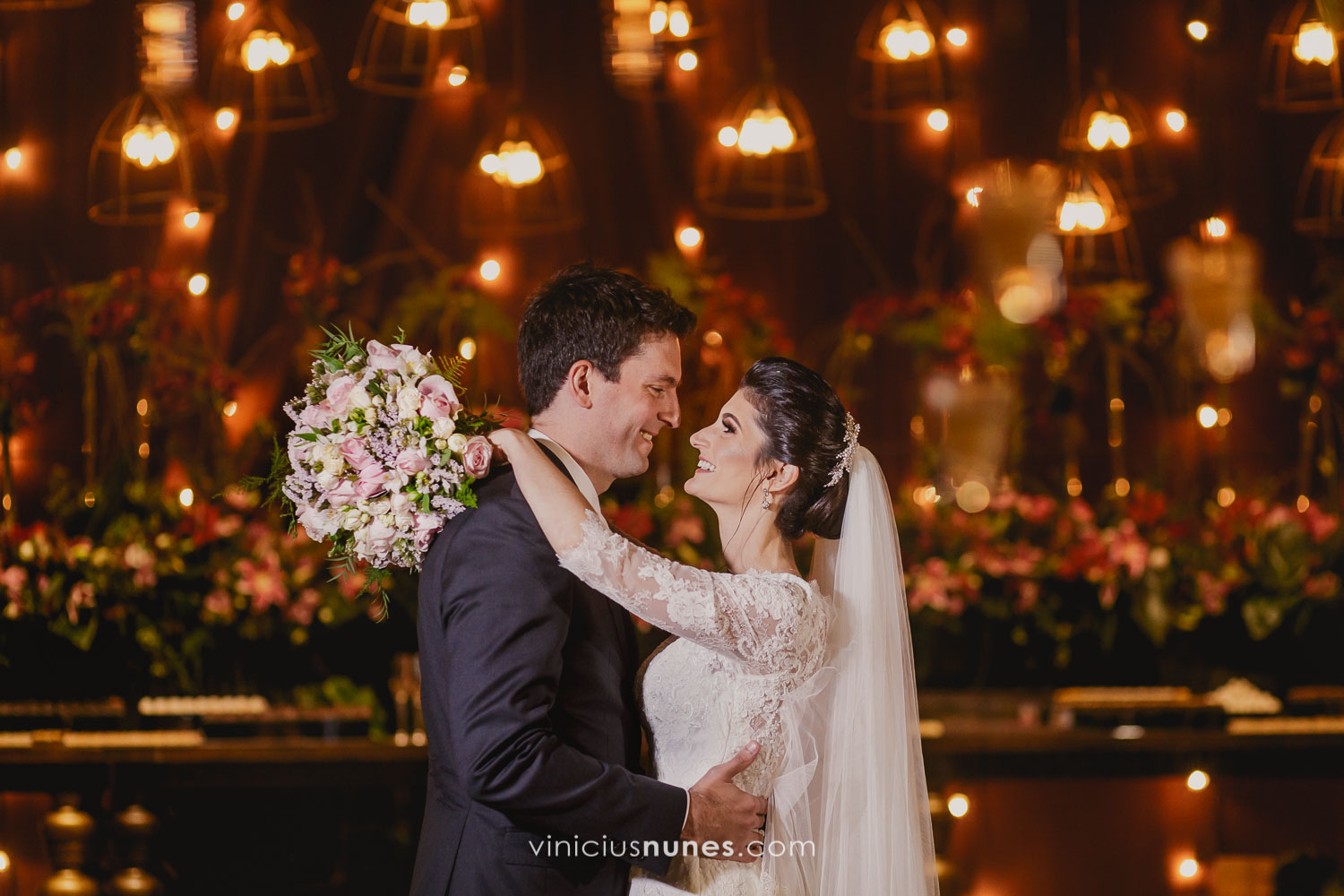 Casamento ao entardecer: Larissa e Leonardo