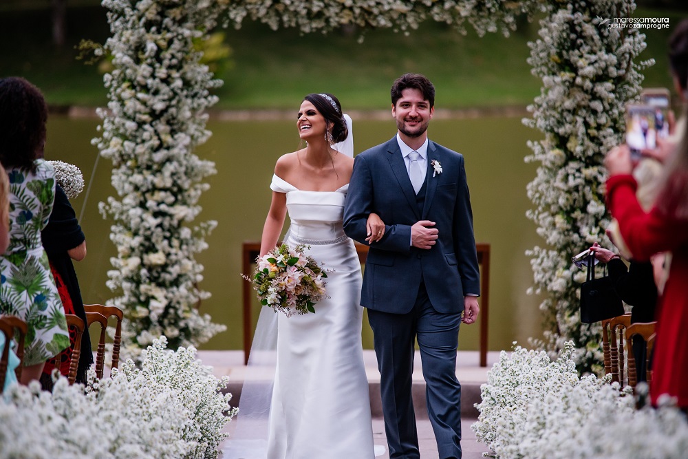 Casamento ao entardecer: Larissa e Leonardo