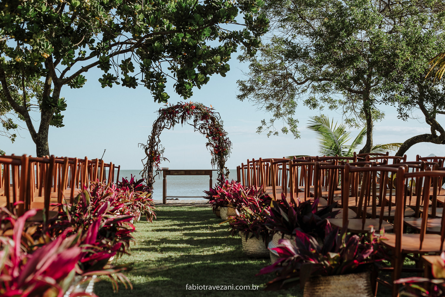 Casamento na Praia: Marcela e Guilherme