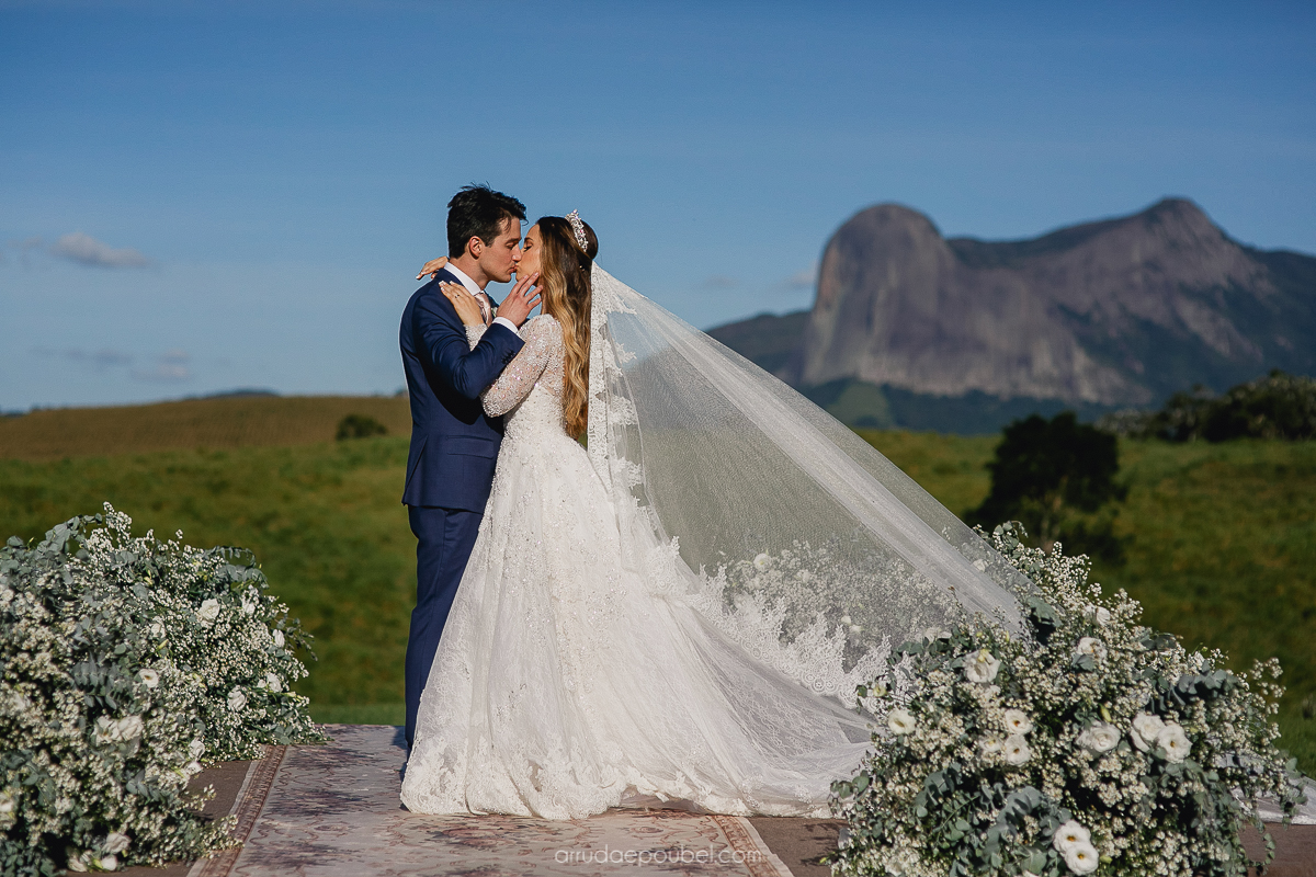 Casamento Romântico: Jessyca e Diego