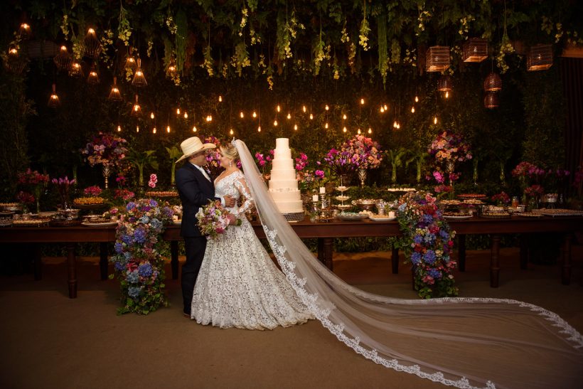 Casamento ao entardecer: Larissa e Leonardo