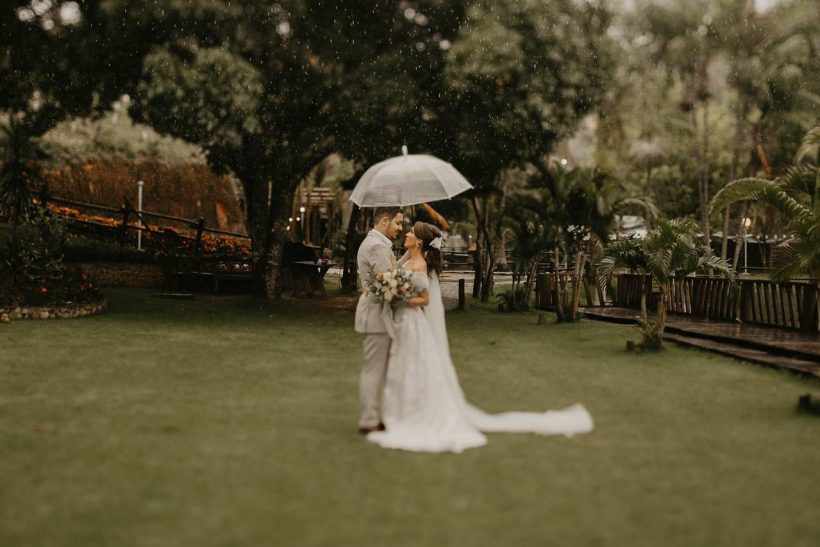 Casamento na Praia: Cristal e Peter