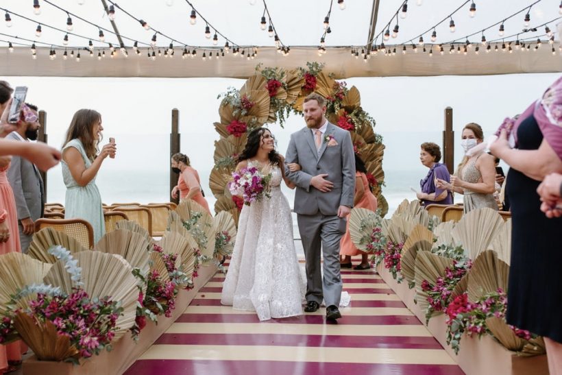 Casamento na Praia: Cristal e Peter