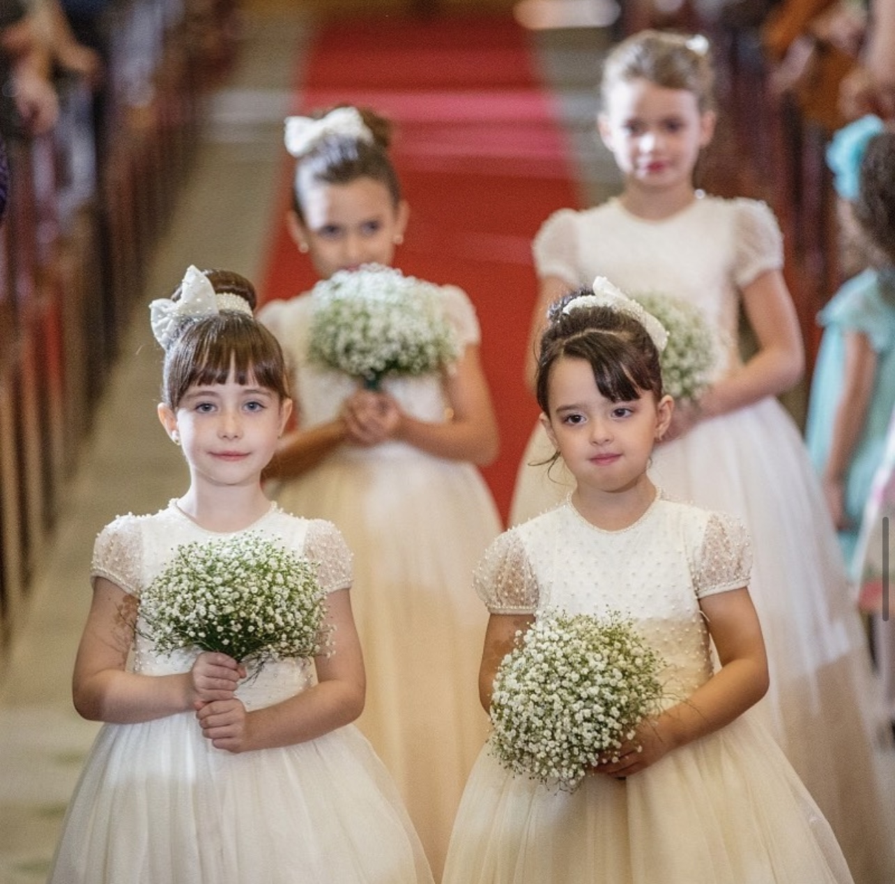 Quem Paga o traje das Damas e Pajens no Casamento