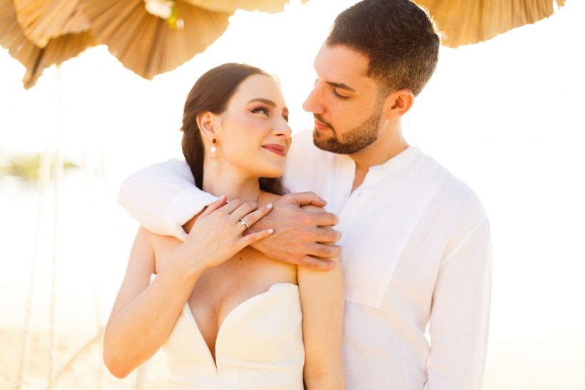 Casamento ao entardecer: Larissa e Leonardo