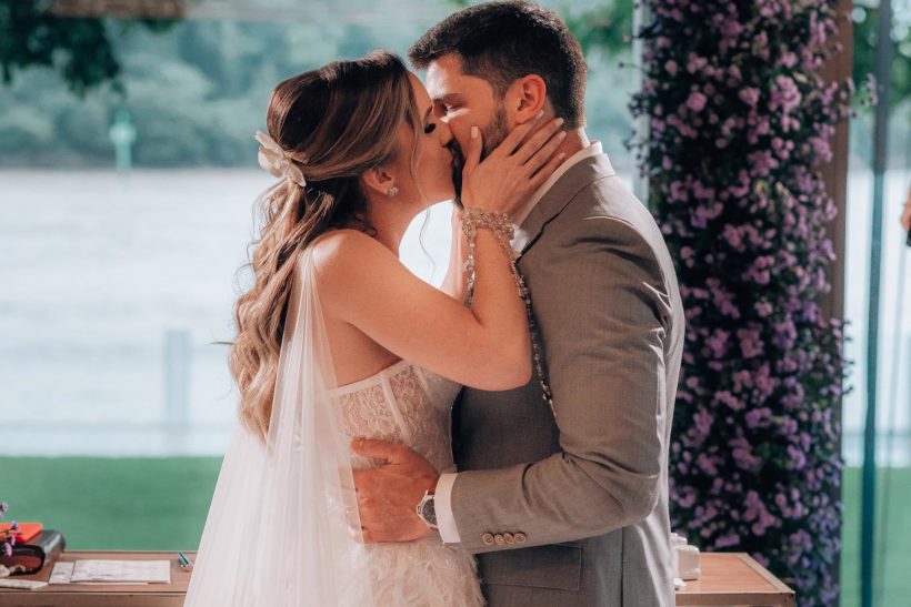 Casamento ao entardecer: Larissa e Leonardo