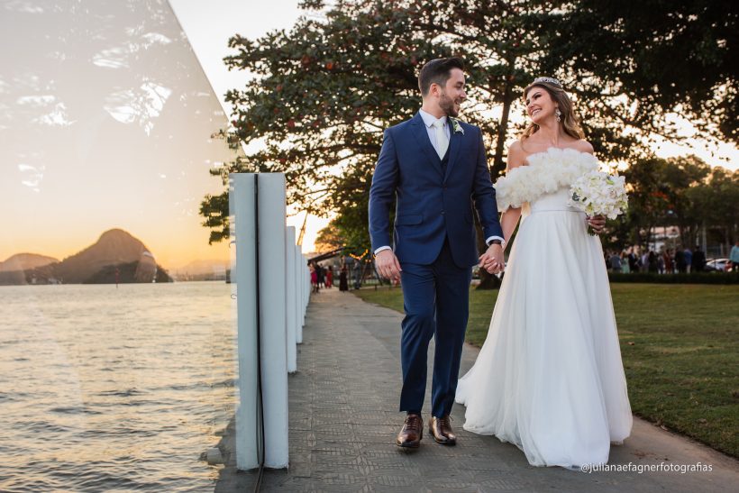 Casamento ao entardecer: Larissa e Leonardo